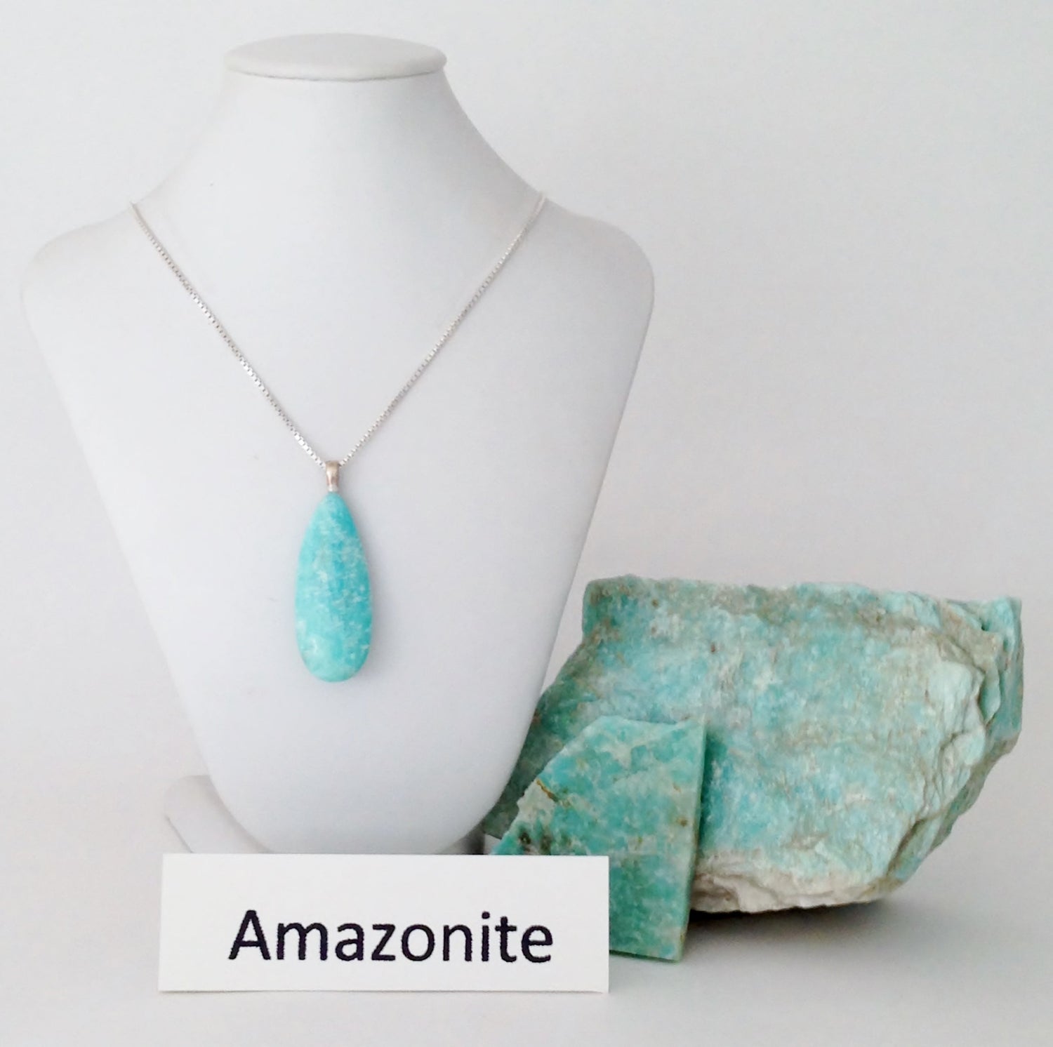 Bijoux, Pierre fines et minéraux